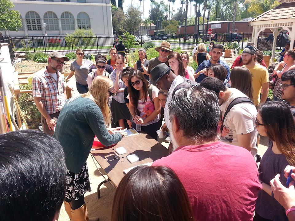 Image Courtesy of Ryan Sandejas
Students are shown examples of good and bad bugs from the etymology lab of UC Riverside on April 24 in the community garden.