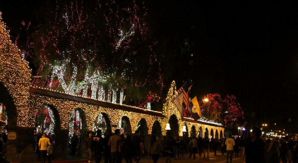 The Mission Inn is adorned in more than 4 million lightbulbs to celebrate Christmas (John Villanueva | Asst. Photo Editor)