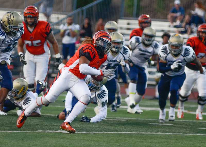 Freshman running back, Seth Acda had a game high of 115 rushing yards on 18 carries and two touchdowns Oct. 17 versus L.A. harbor where they defeated the Seahawks 55-7. (Stacy Soriano | Viewpoints)