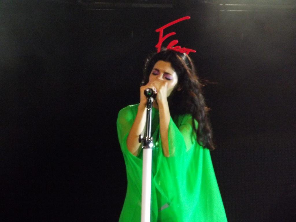 'CAN'T PIN ME DOWN': Marina and the Diamonds performing "I'm a Ruin" from her latest album titled "Froot" at The Fox Theater in Pomona on Oct. 17. (Dominique Redfearn | Viewpoints)