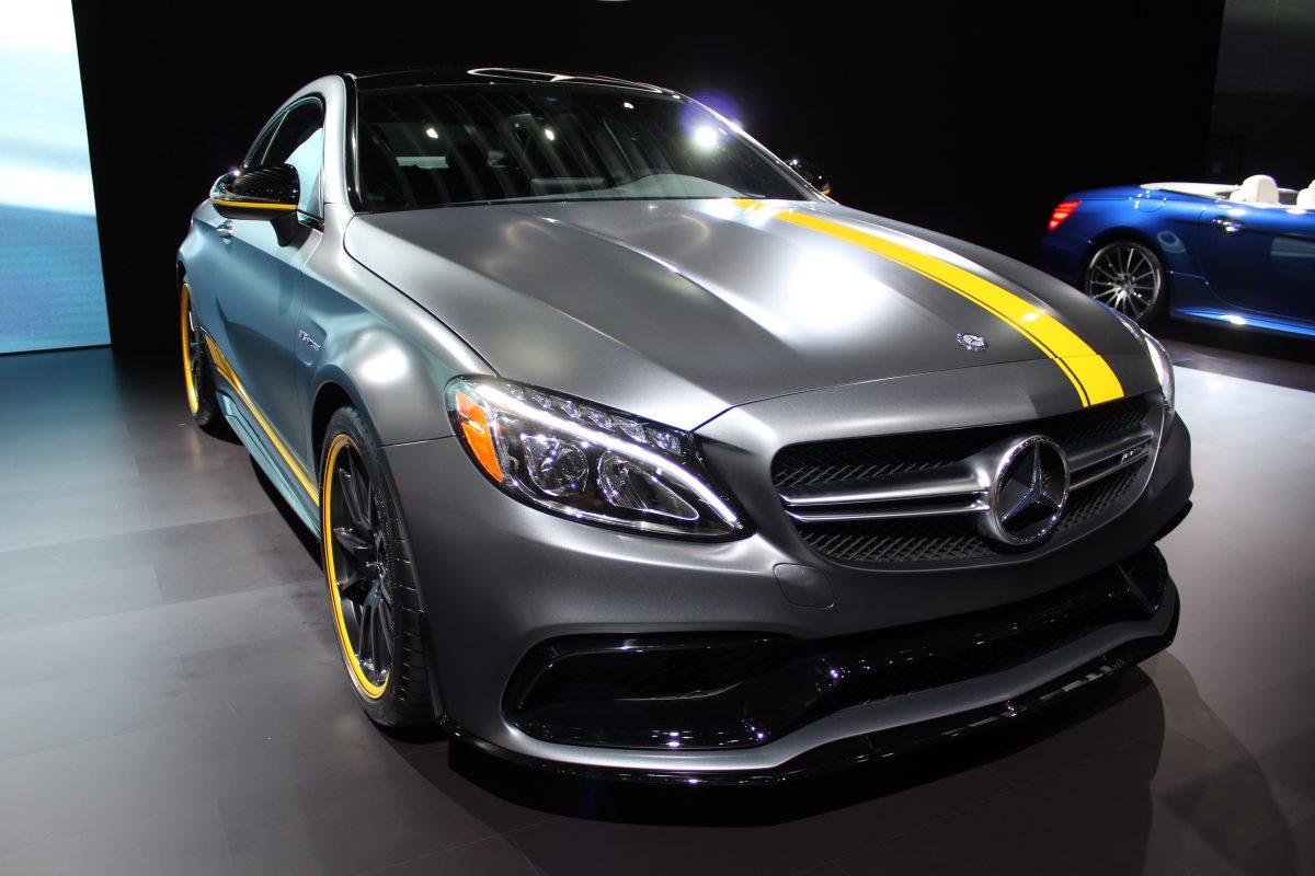 LA auto show struts its stuff