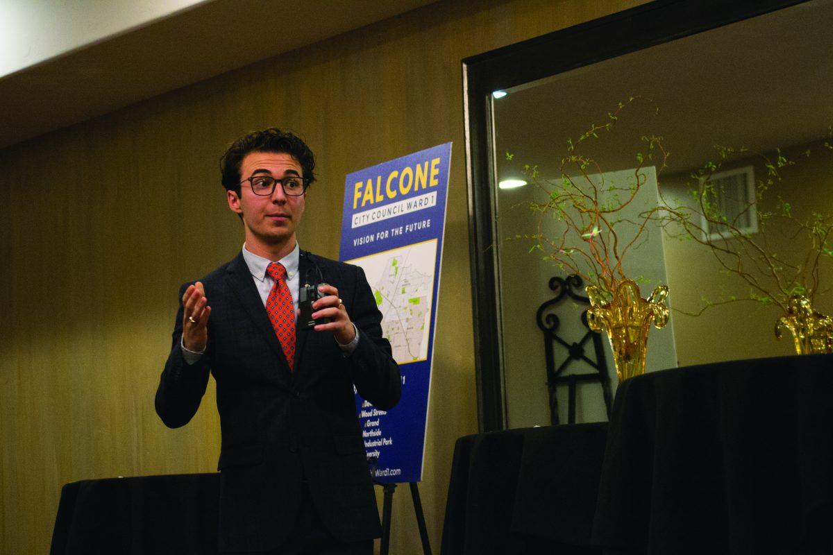 Riverside City Council candidate Philip Falcone adresses Ward 1 residents and Downtown Riverside business owners at the Avila Terrace on March 2.