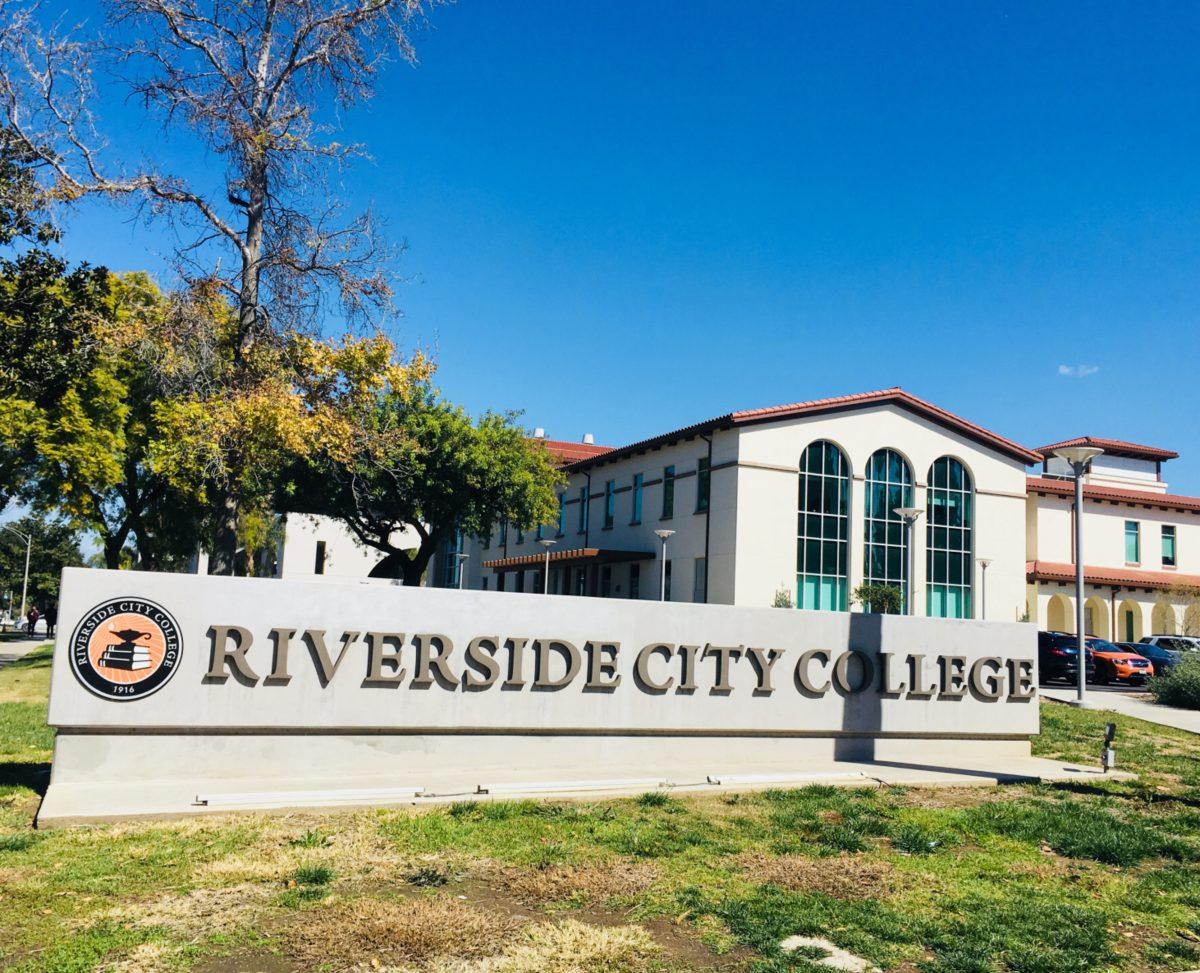 Riverside City College athletes get signed during pandemic