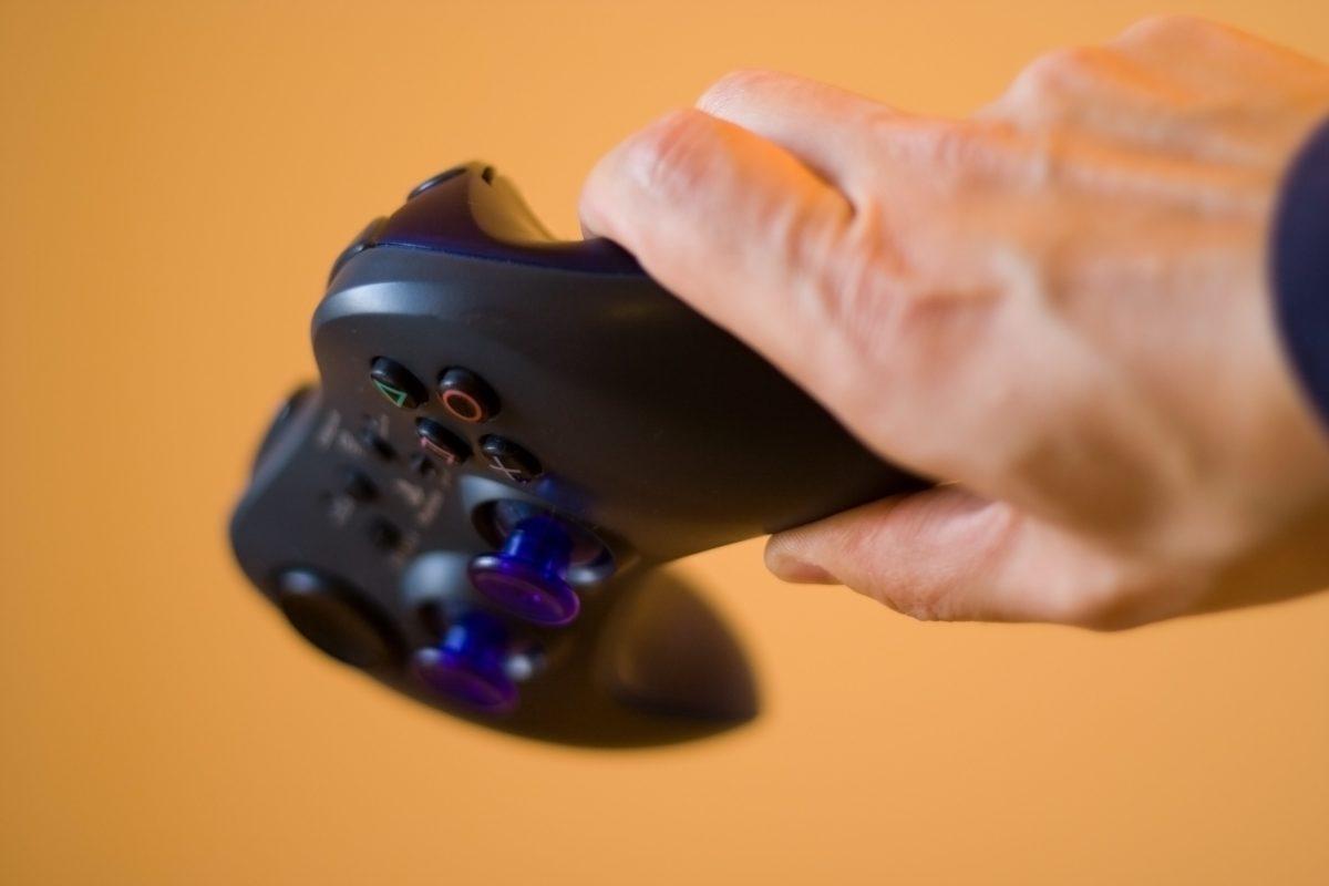 Editorial: Violent video games blamed