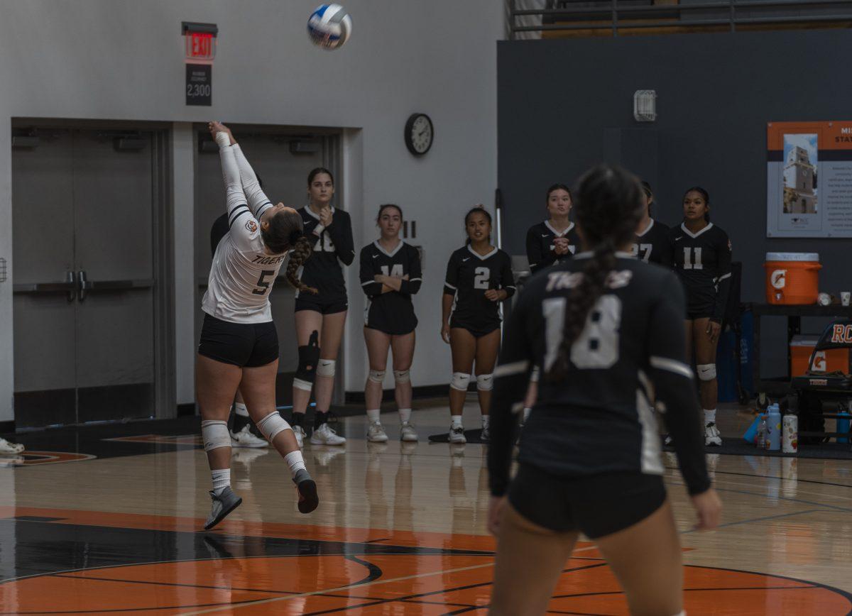 Mya Castro gets under the ball and passes the ball back into play for the Tigers to set up their attack.

Riverside City College Tigers lost 0-3 to Orange Coast College Pirates Sept 24 at Wheelock Gymnasium.

Photo by Stephen Day, Viewpoints.