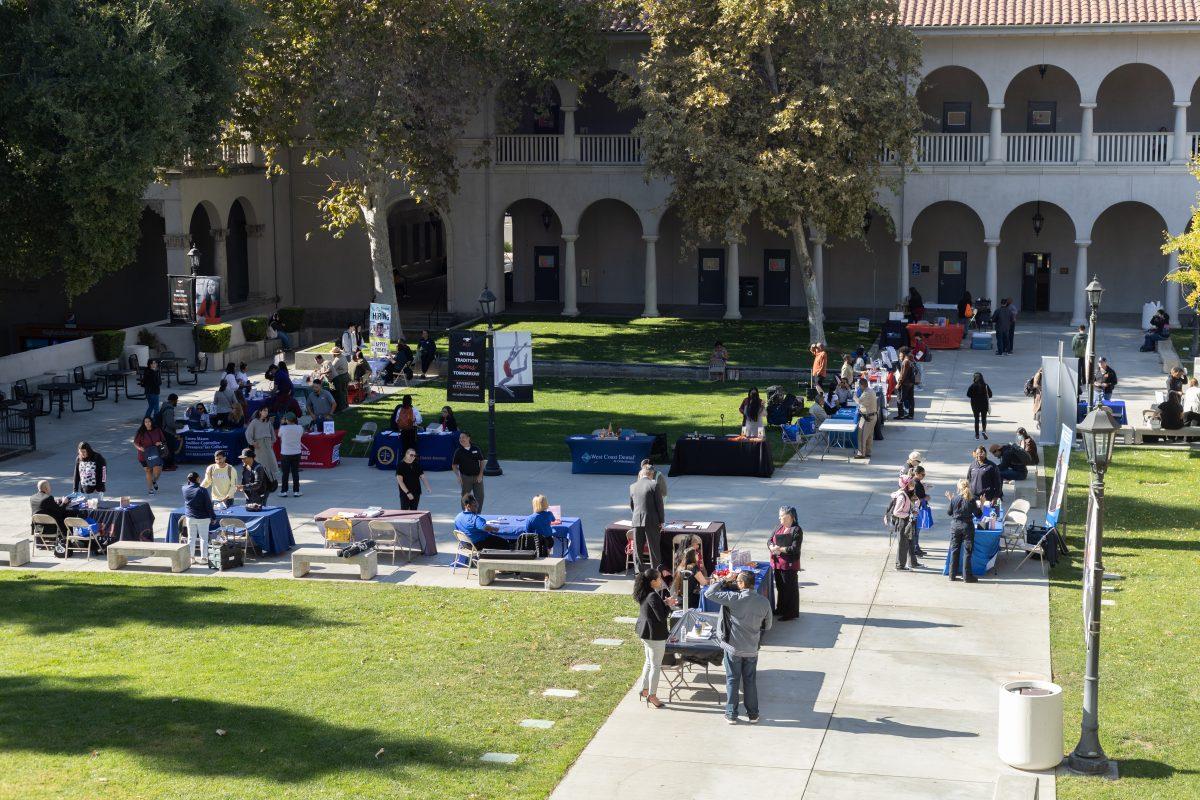 Wide shot of the Career Expo at Riverside City College in the A. G. Paul Quadrangle on Nov. 9.  (Photos by Adrian Taylor | Viewpoints)