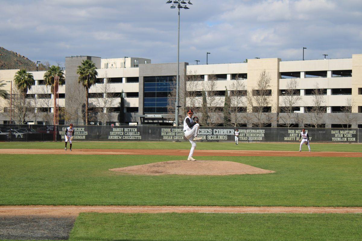 Tigers stay hot taking down Owls 7-1