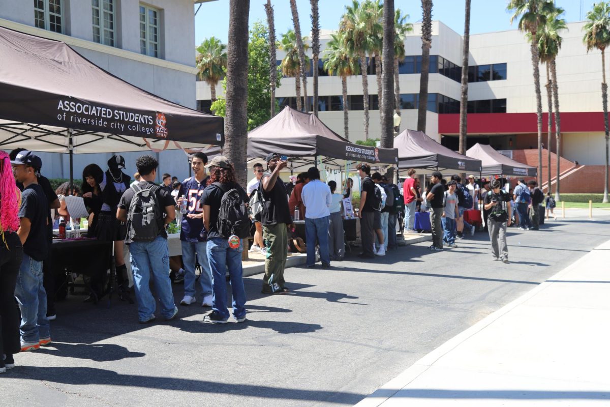 Clubs set up on Terracina Drive at Riverside City College on Sept. 9. 