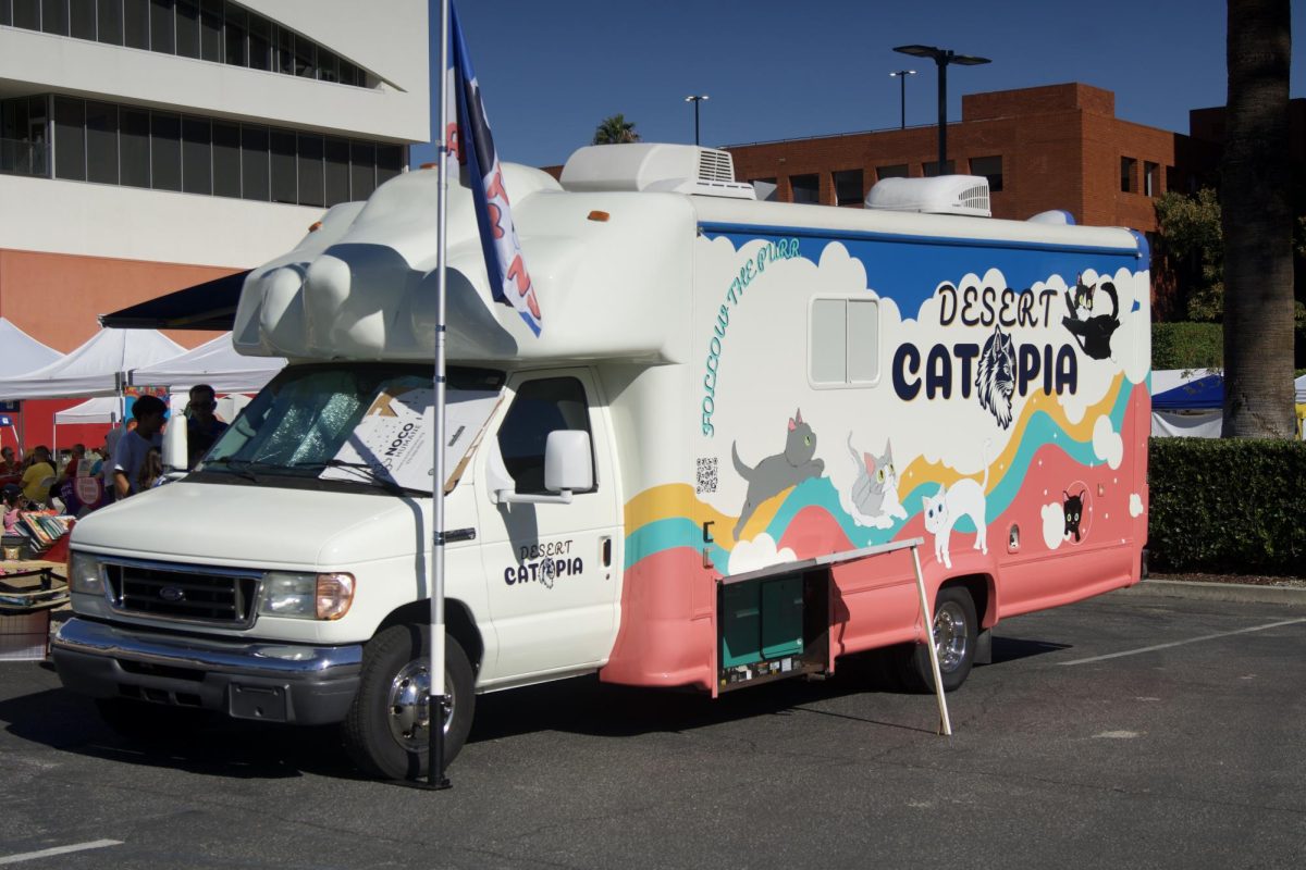 Desert Catopia, the first mobile cat adoption centers, comes to California.